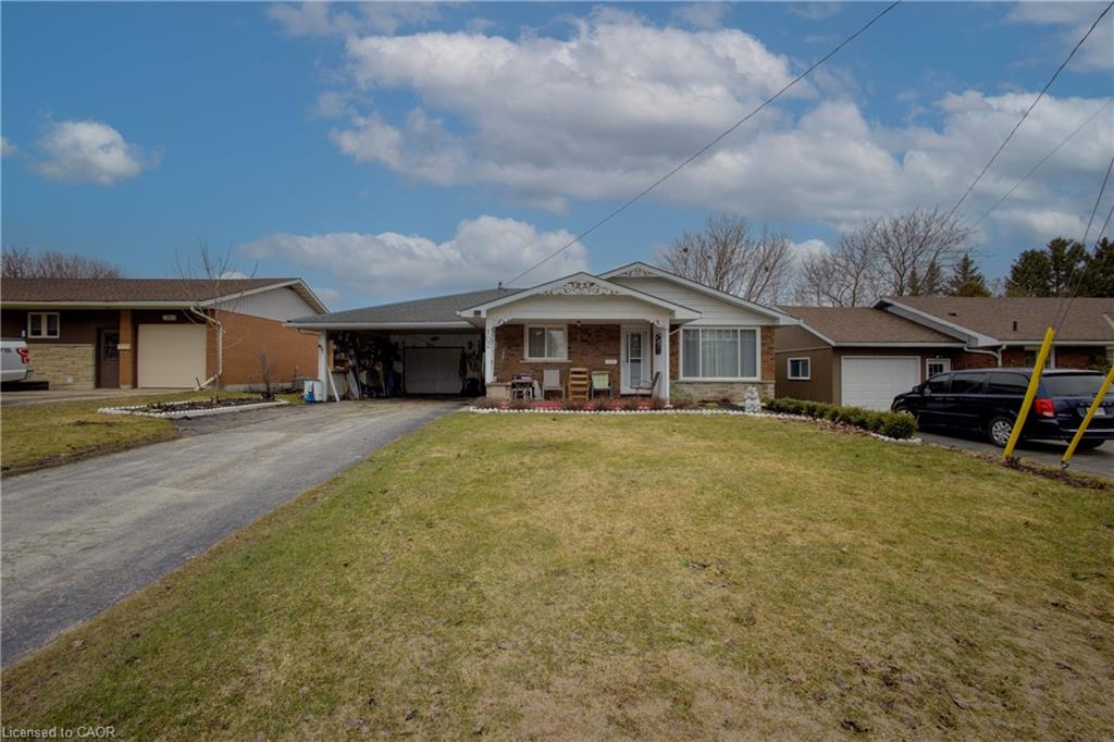 102 Byeland Drive Property Photo 3