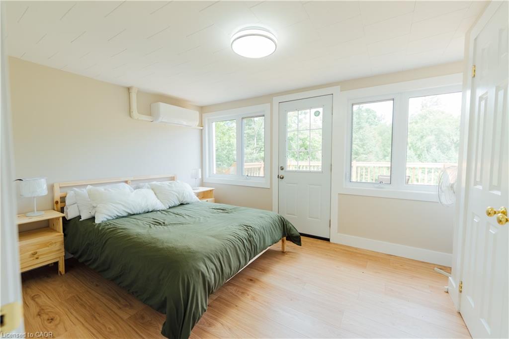 11 Side Road Property Photo 32