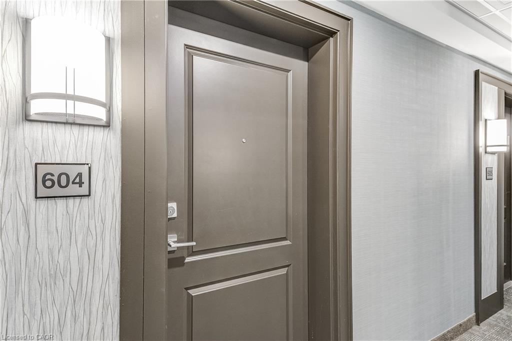 604-470 Dundas Street E Property Photo 14