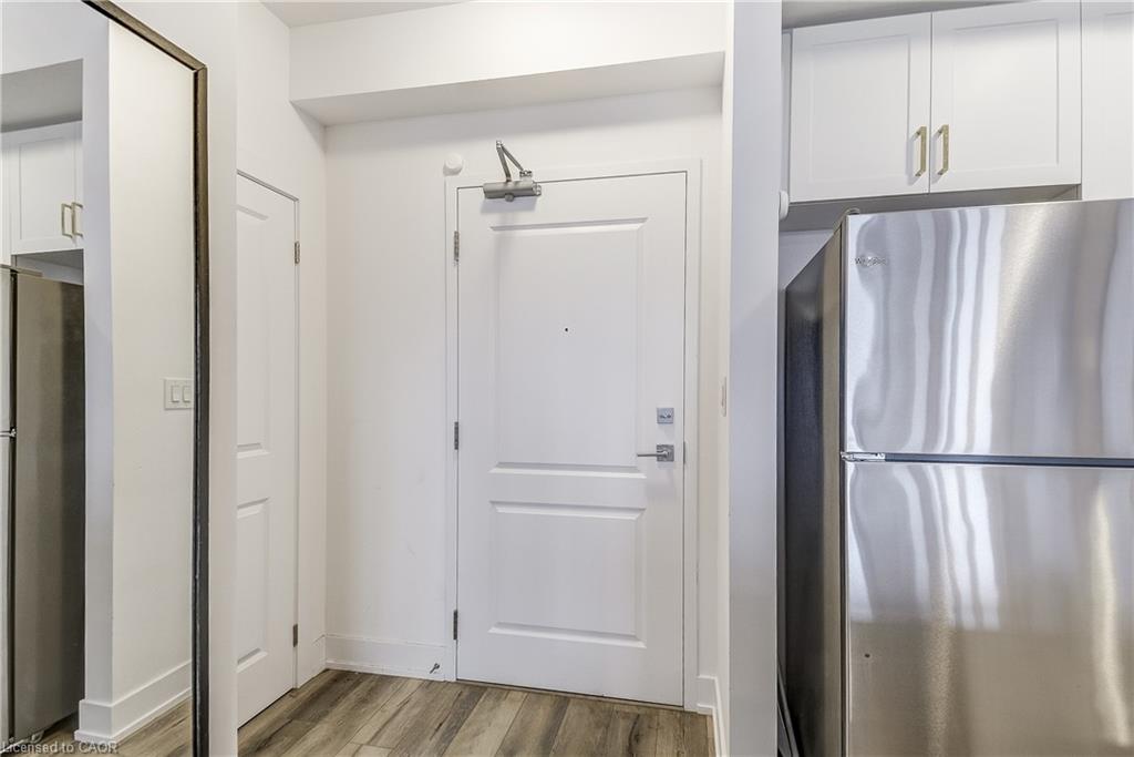 604-470 Dundas Street E Property Photo 15