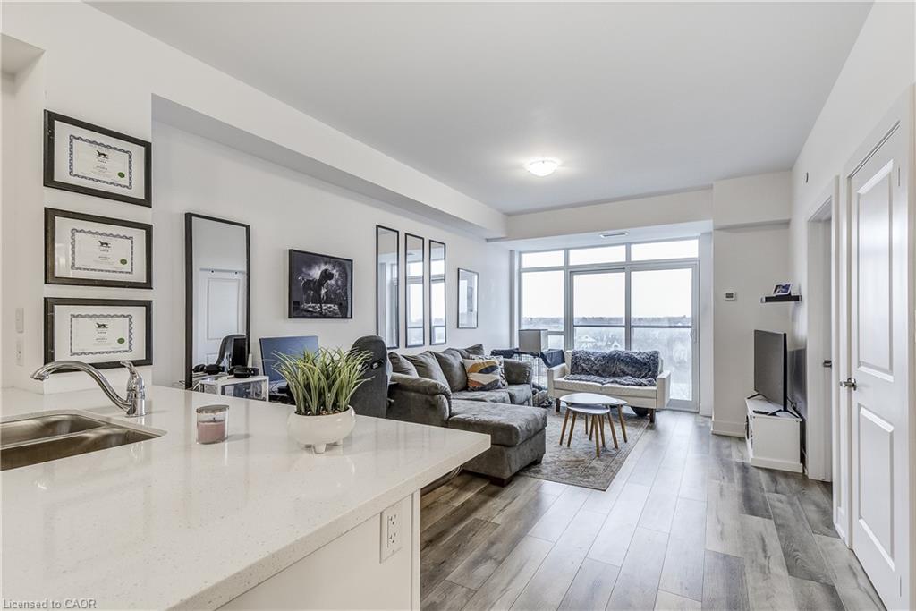 604-470 Dundas Street E Property Photo 21