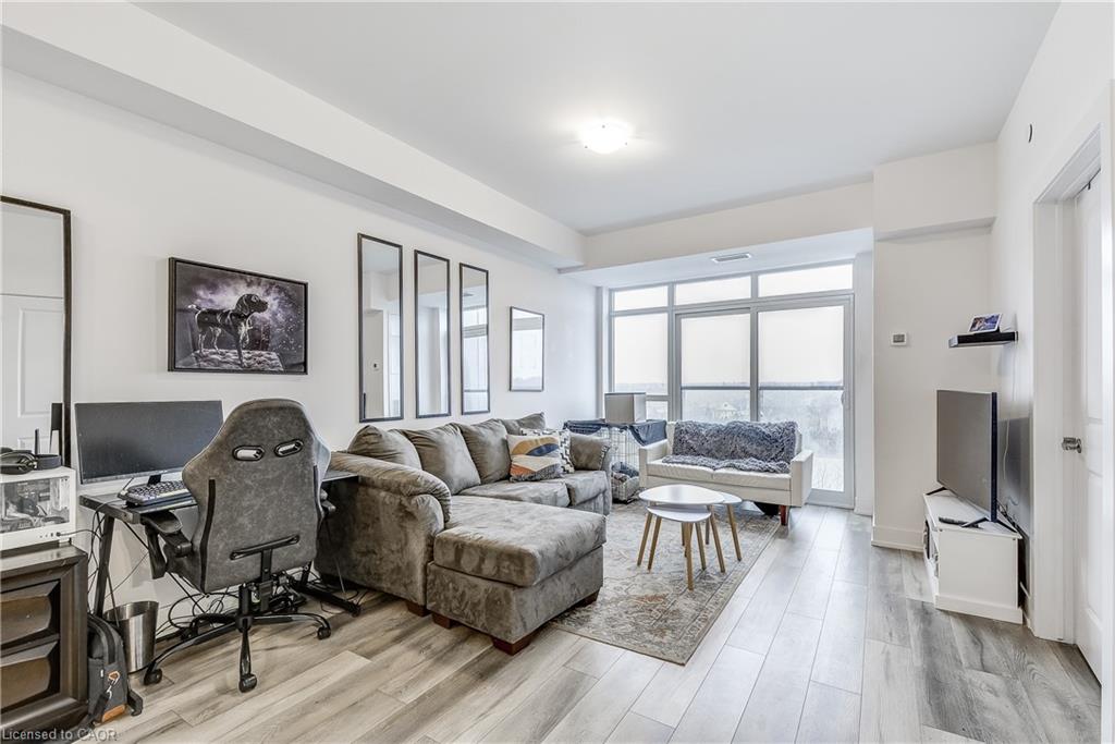604-470 Dundas Street E Property Photo 26