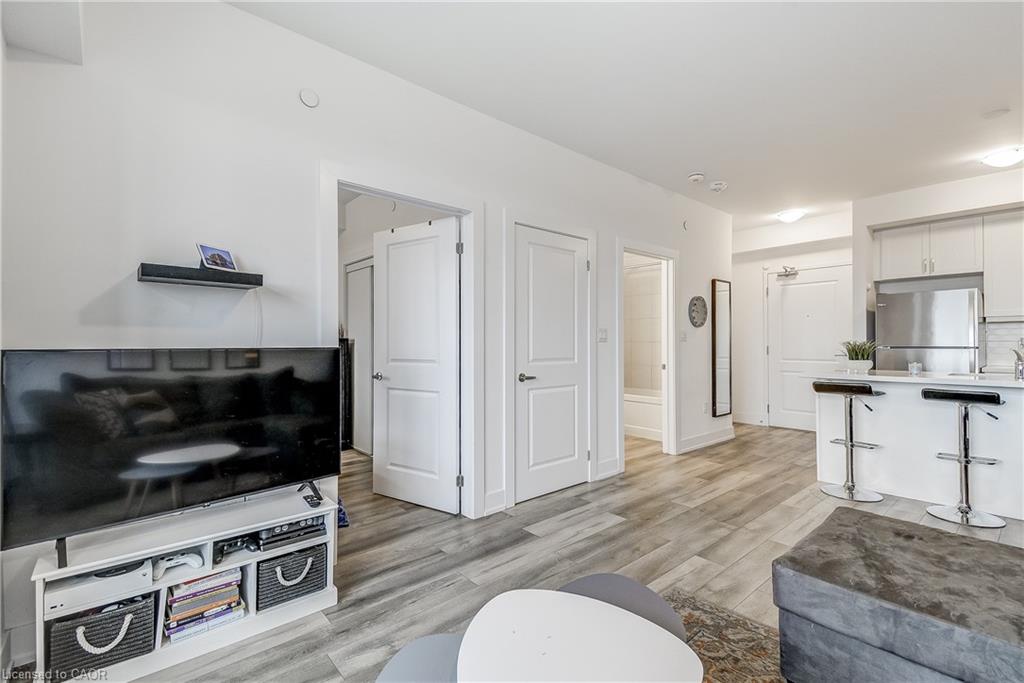 604-470 Dundas Street E Property Photo 31