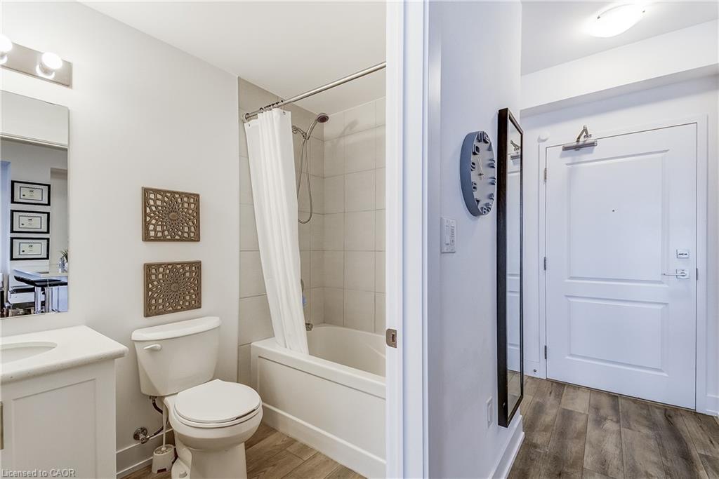 604-470 Dundas Street E Property Photo 33