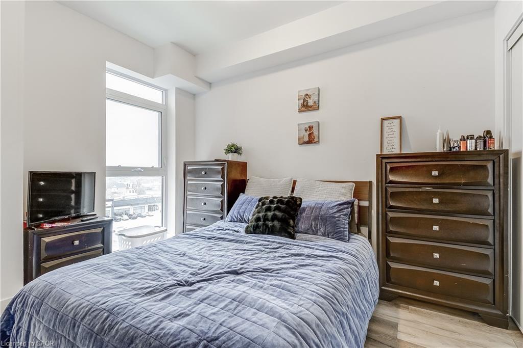 604-470 Dundas Street E Property Photo 34