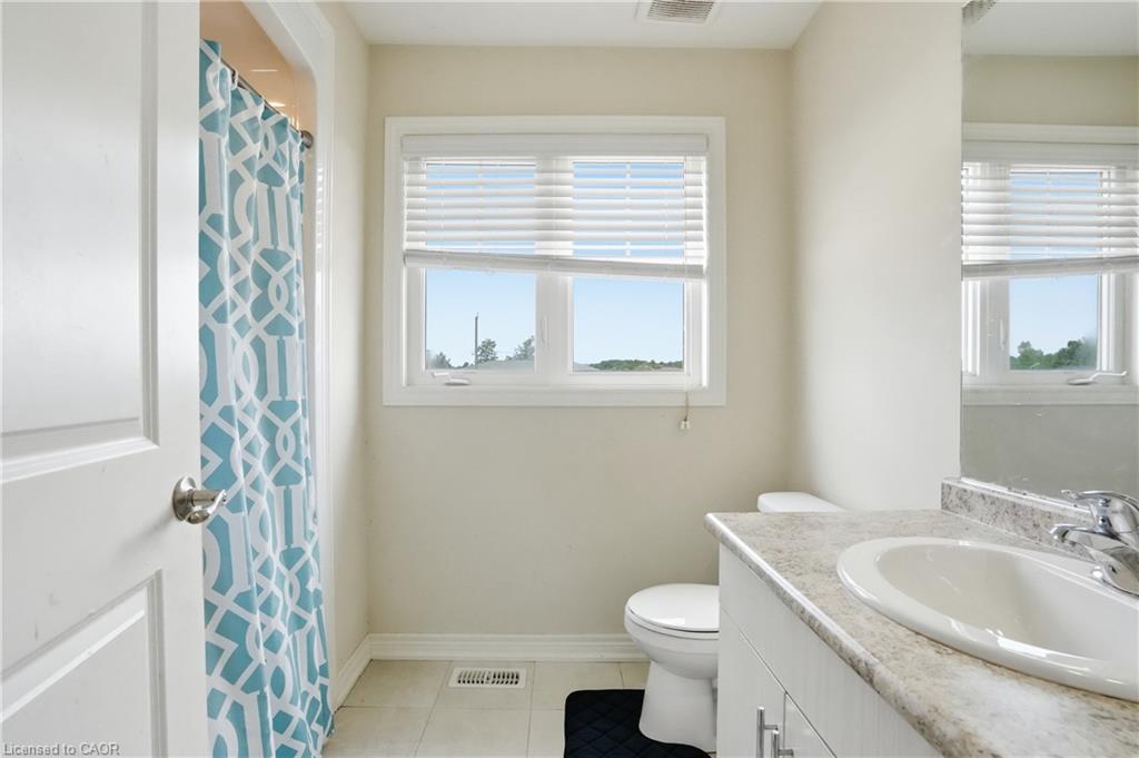 584 Julia Drive Property Photo 16