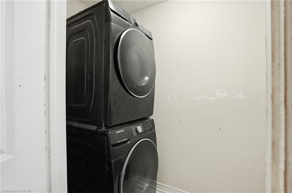 584 Julia Drive Property Photo 23