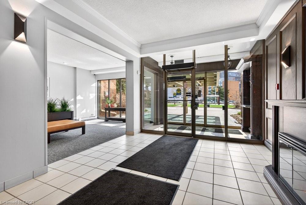 710-1225 North Shore Boulevard E Property Photo 3