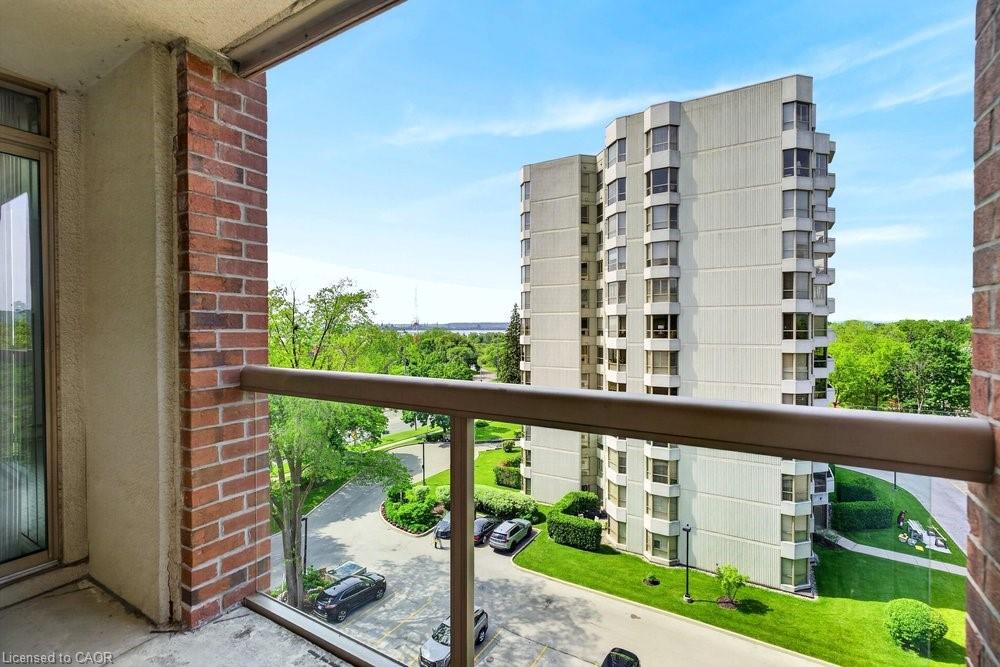 710-1225 North Shore Boulevard E Property Photo 24