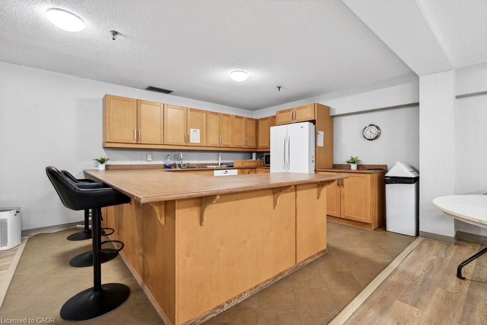 710-1225 North Shore Boulevard E Property Photo 29