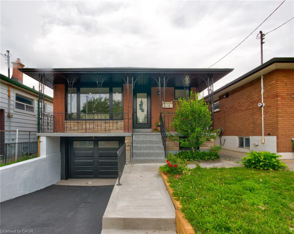 101 Reid Avenue N Property Photo 1
