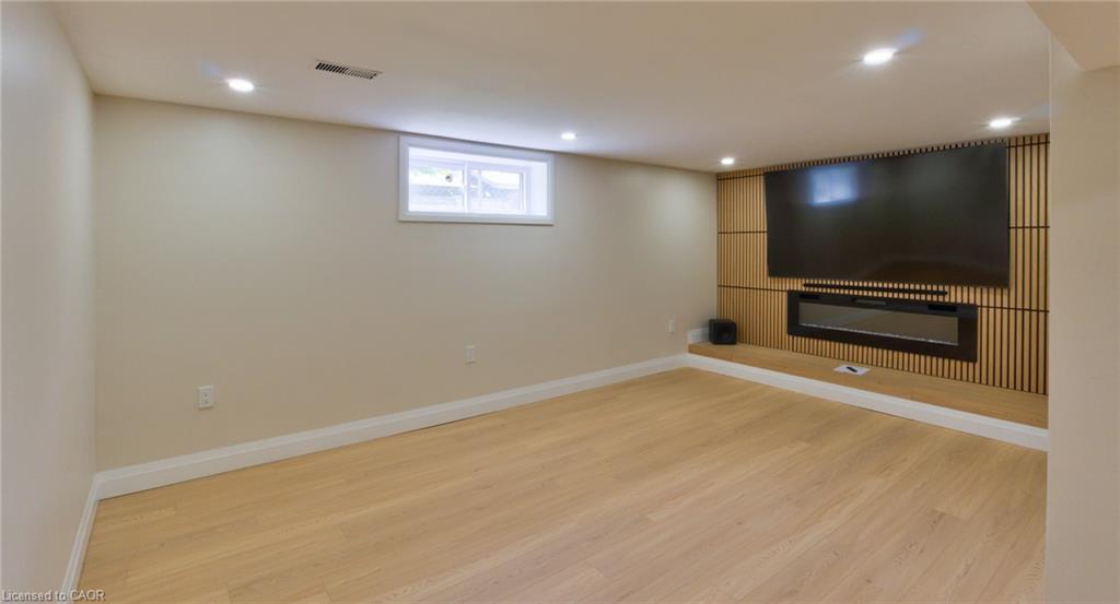 101 Reid Avenue N Property Photo 27