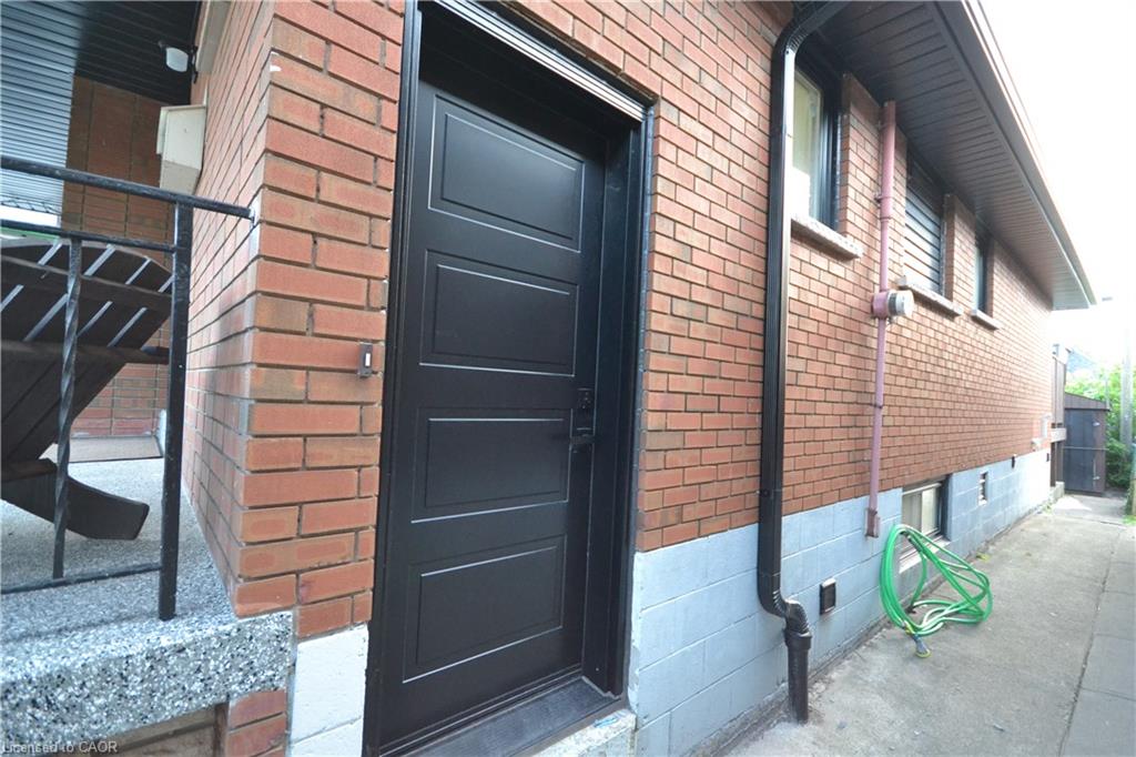 101 Reid Avenue N Property Photo 35