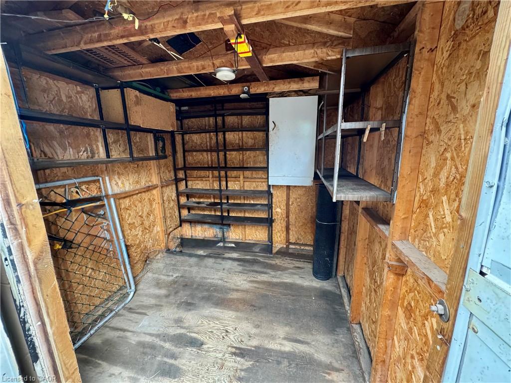 101 Reid Avenue N Property Photo 37