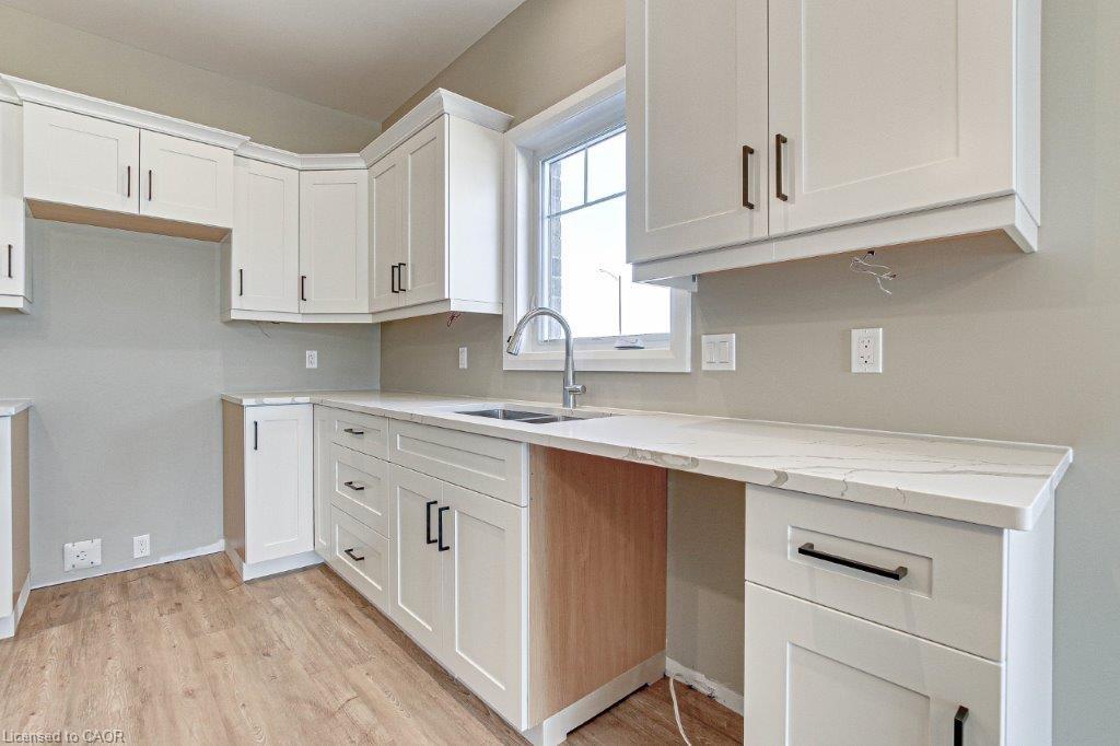 381 Argyle Avenue Property Photo 10