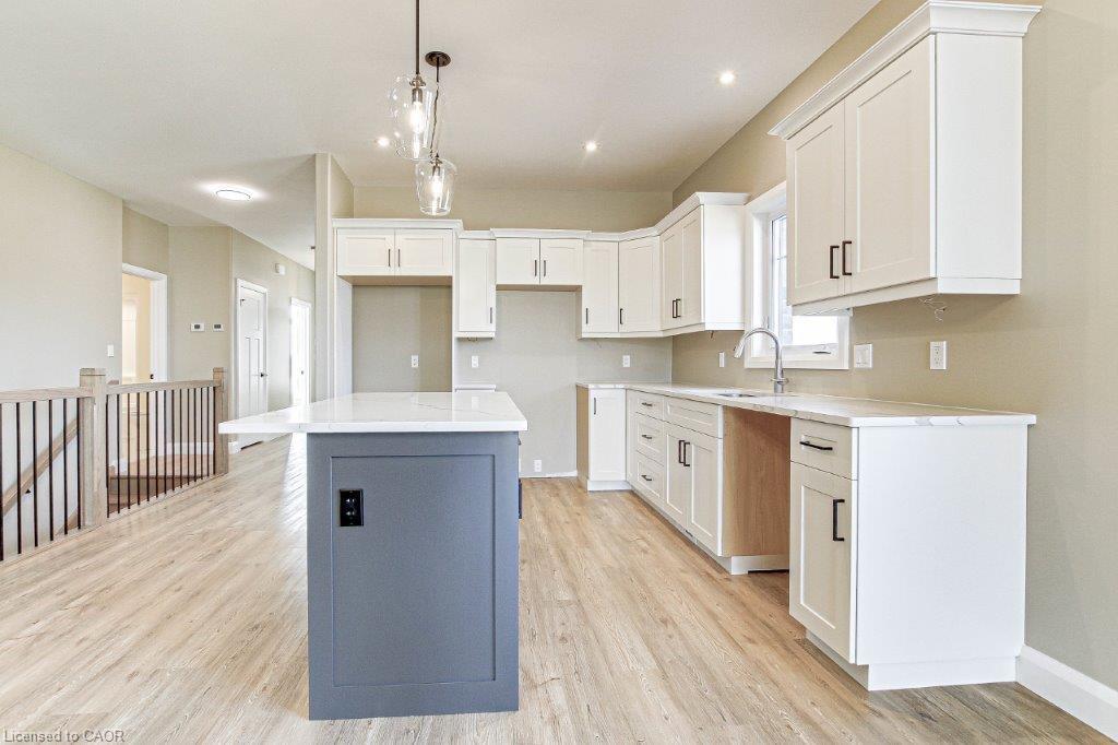 381 Argyle Avenue Property Photo 11