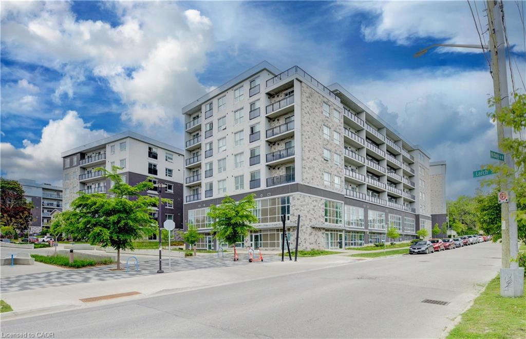 G105-275 Larch Street Property Photo 1
