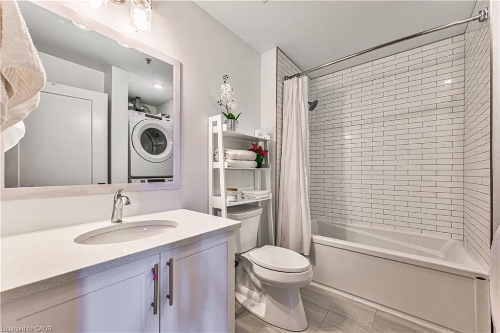 201-19 Guelph Avenue Property Photo 23