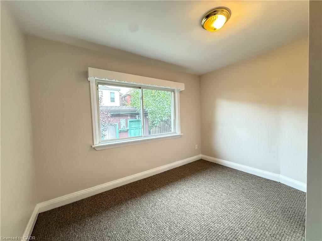 24 Somerset Avenue Property Photo 10