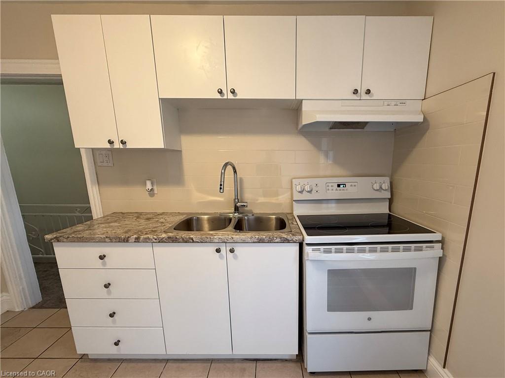 24 Somerset Avenue Property Photo 18