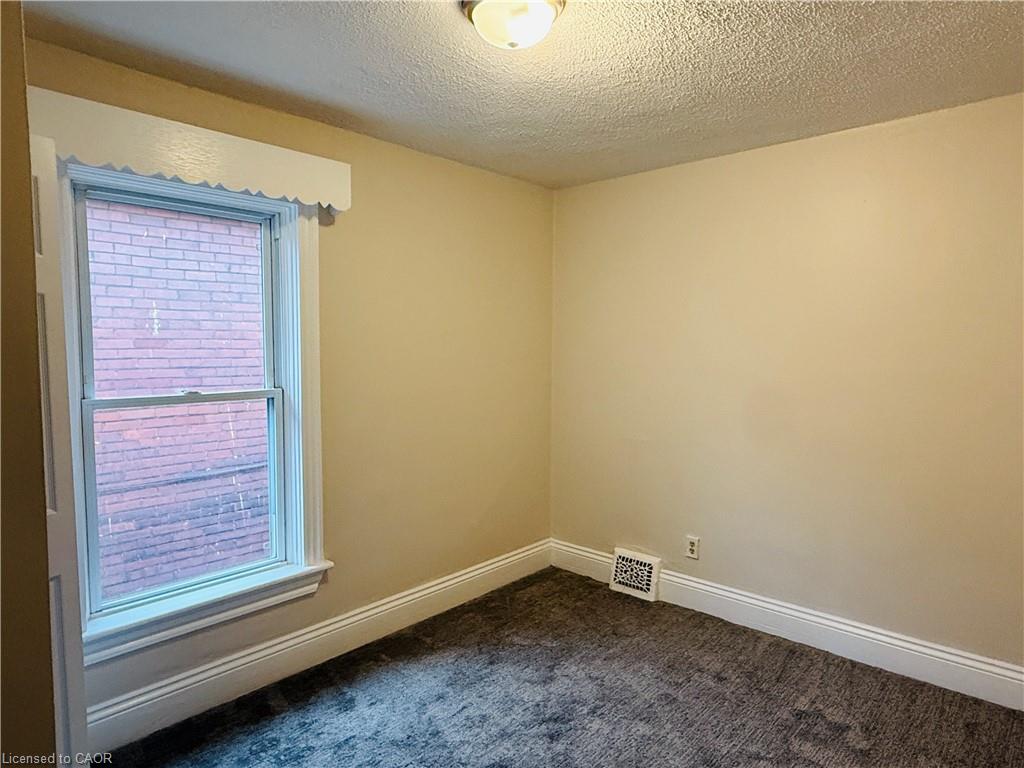 24 Somerset Avenue Property Photo 19