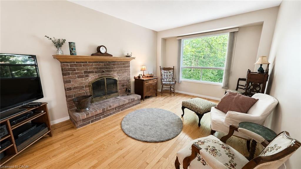 240 Stoke Drive Property Photo 9