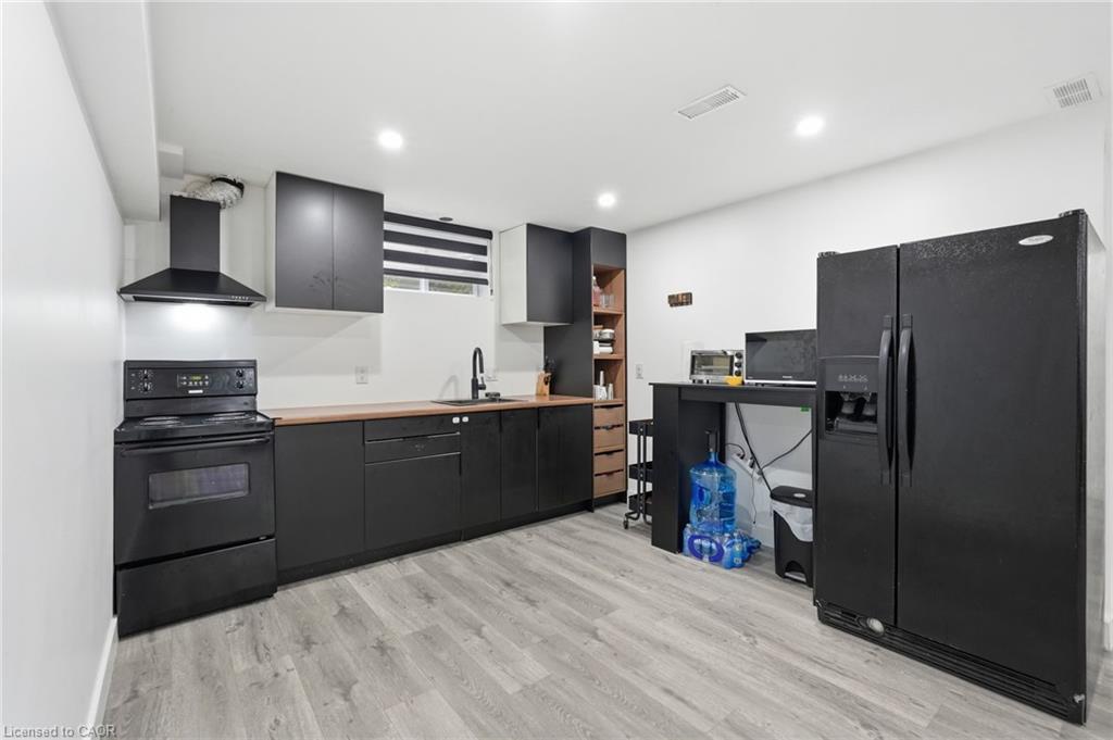 2 Currie Drive Property Photo 33