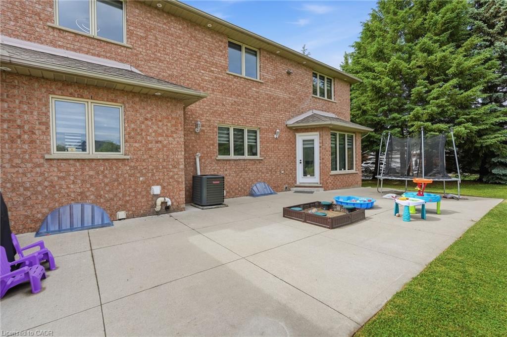 2 Currie Drive Property Photo 42