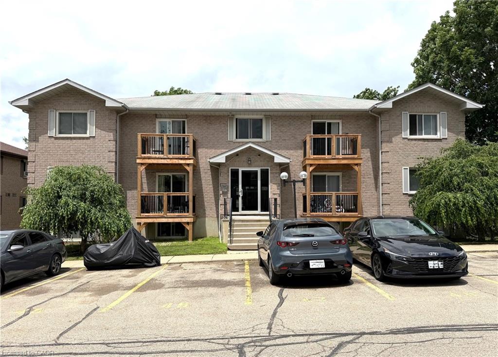 206-266 Overlea Drive Property Photo 1