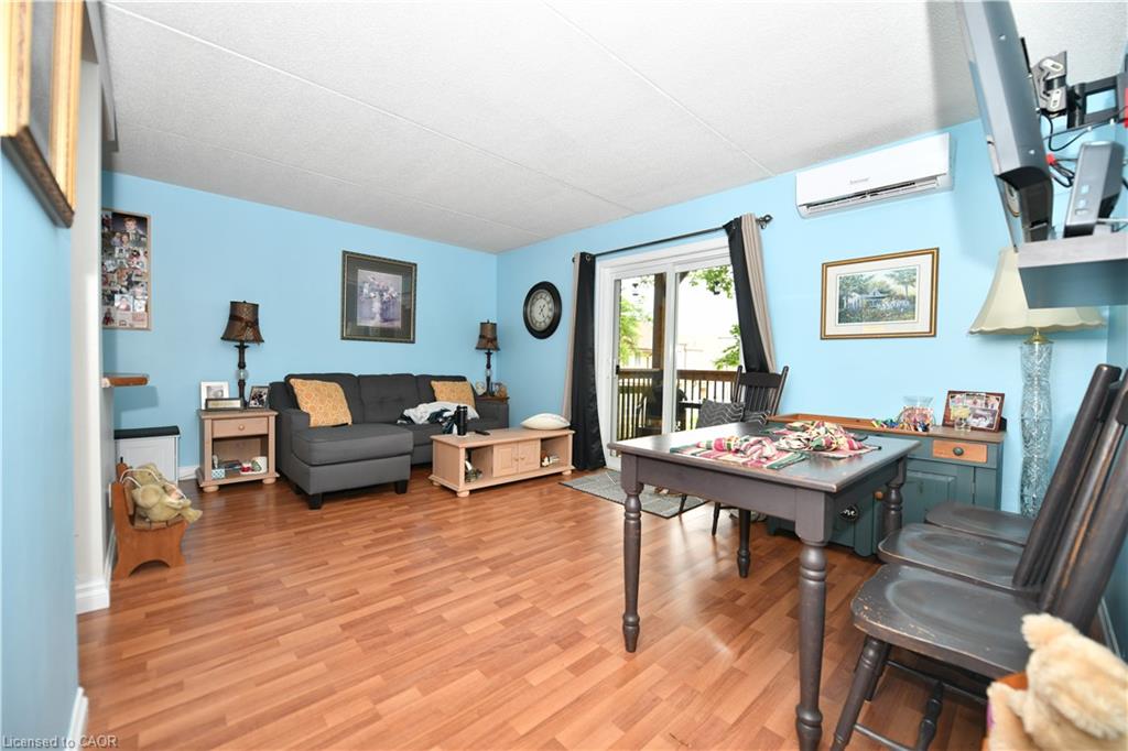 206-266 Overlea Drive Property Photo 2