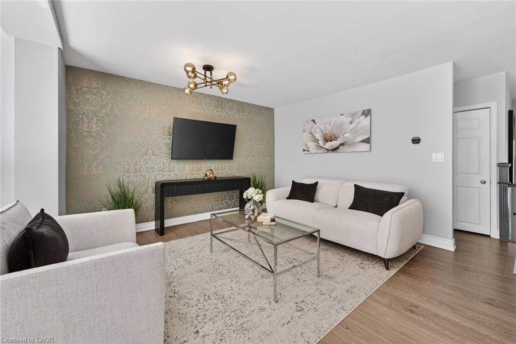 61 Lawnwood Court Property Photo 12