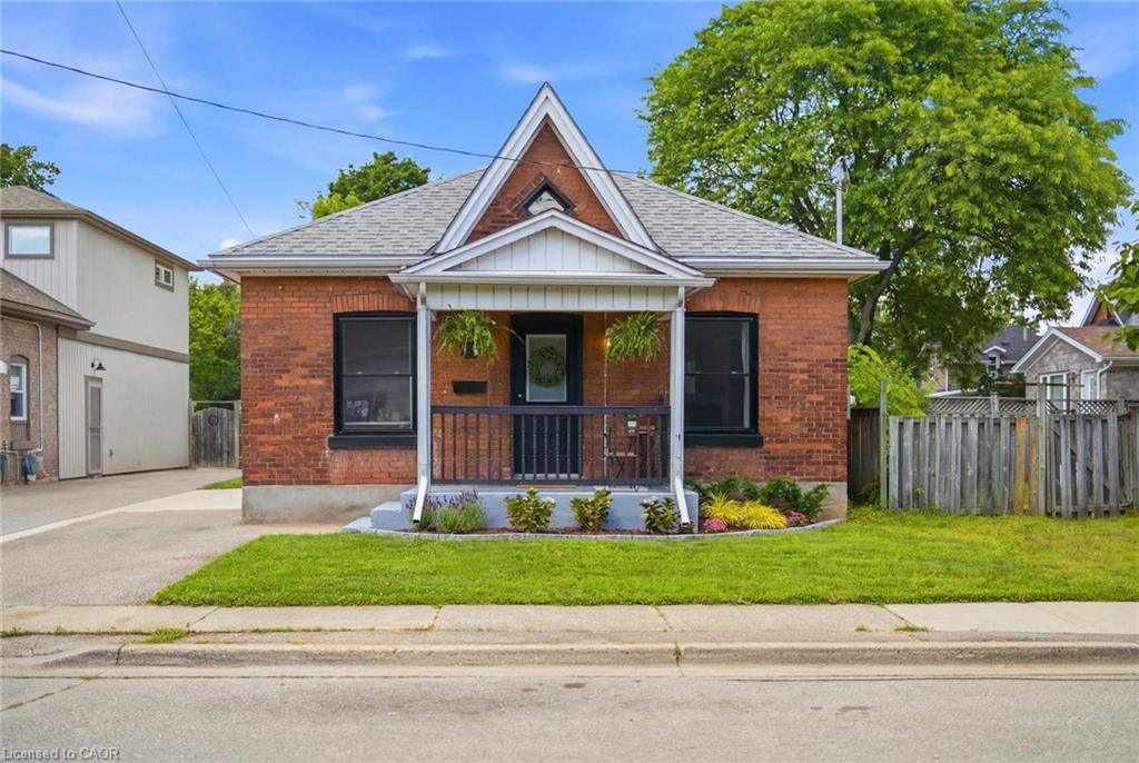 112 Sydenham Street Property Photo 1