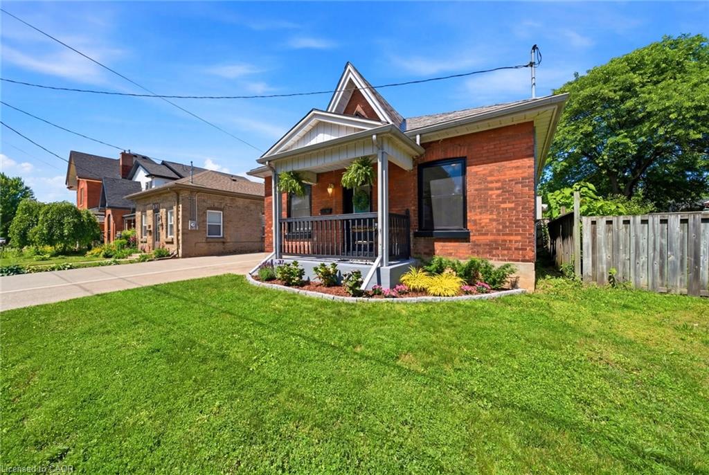 112 Sydenham Street Property Photo 3