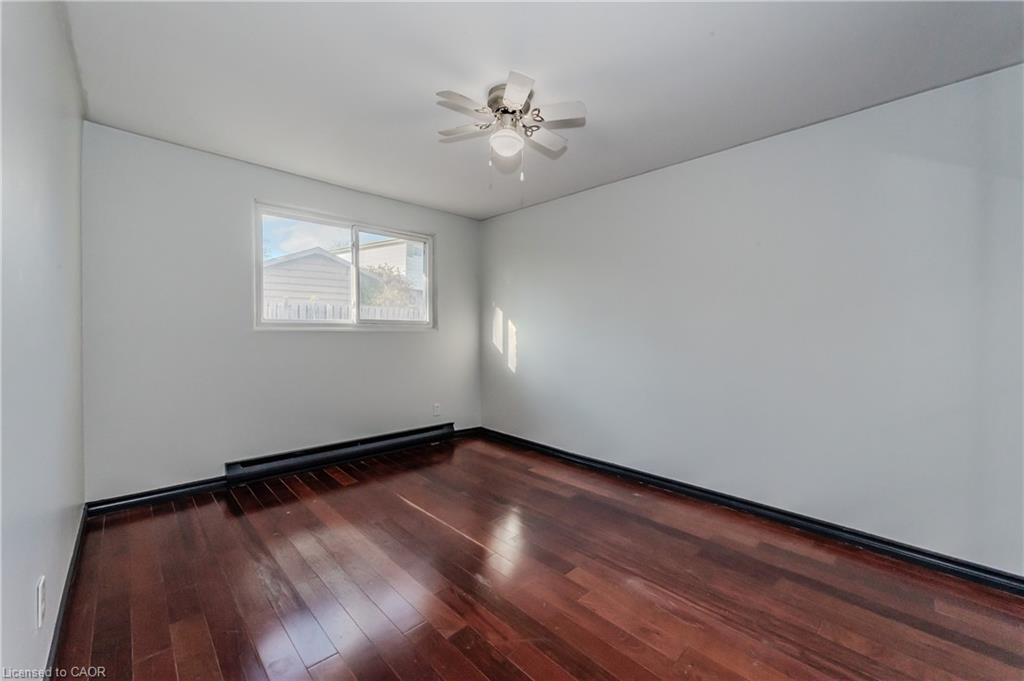 550 Parkview Crescent Property Photo 12