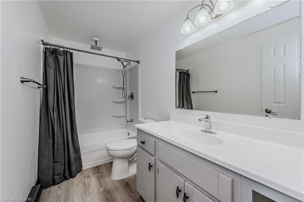 550 Parkview Crescent Property Photo 20