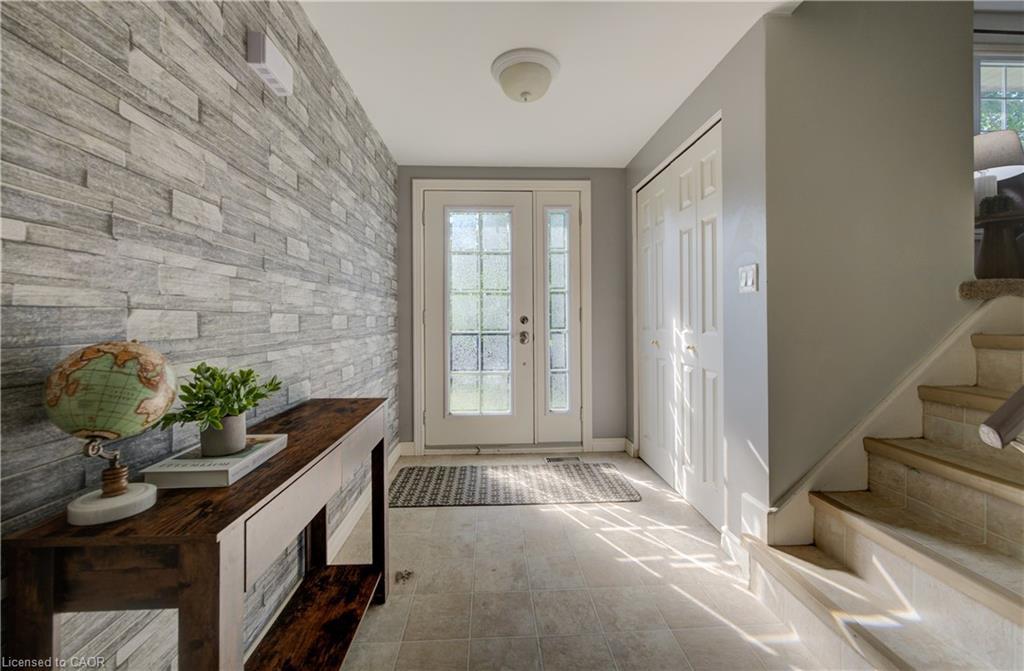 398 Boyne Avenue Property Photo 4