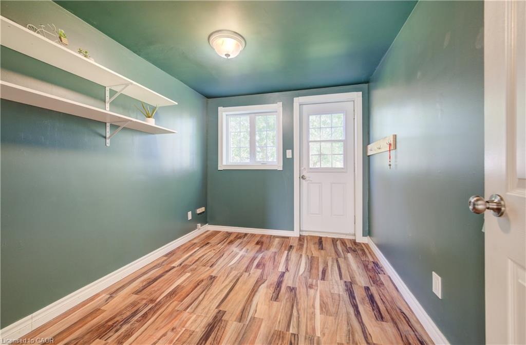 398 Boyne Avenue Property Photo 5