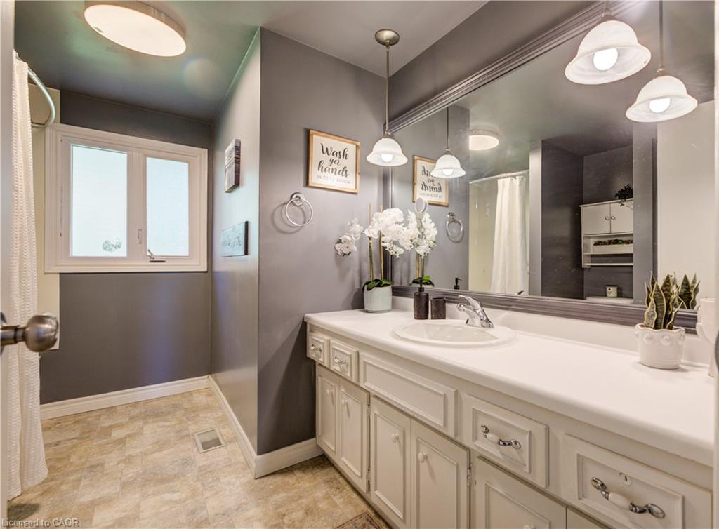 398 Boyne Avenue Property Photo 27