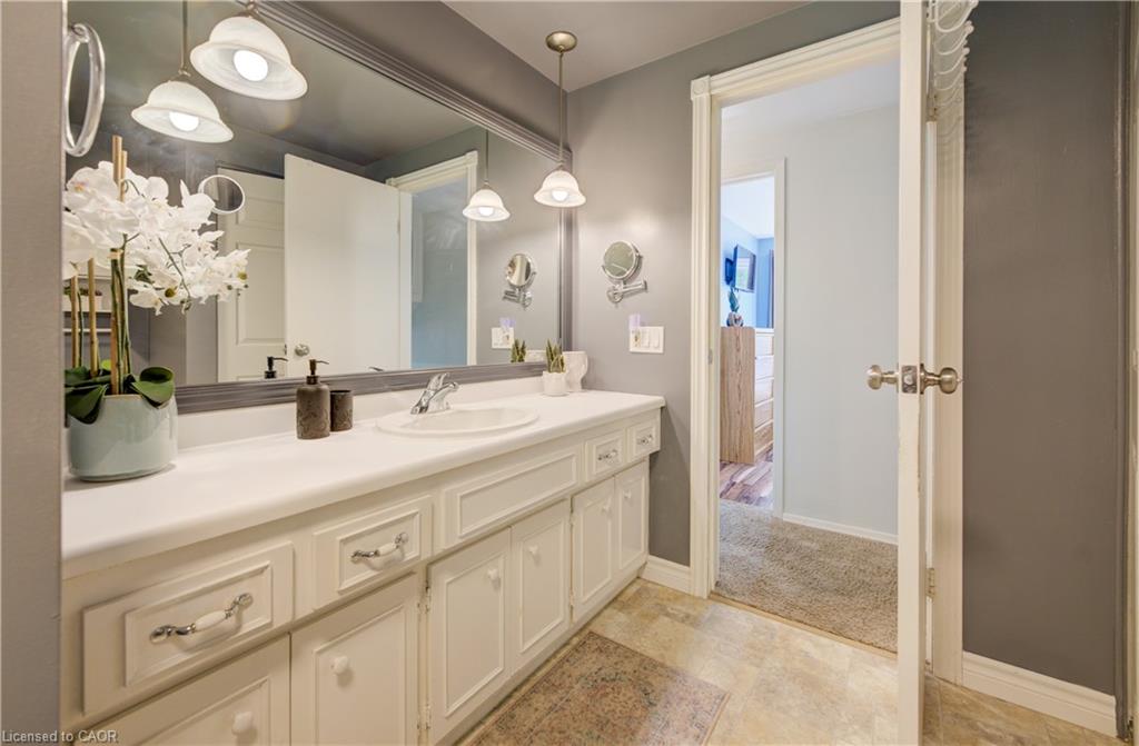 398 Boyne Avenue Property Photo 29