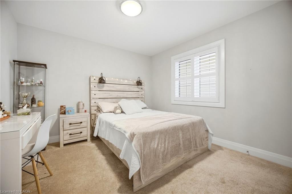 127 Monarch Woods Drive Property Photo 32