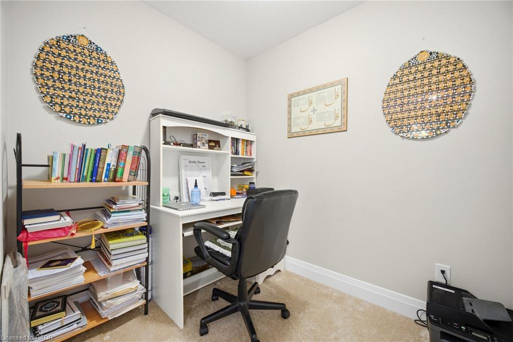 127 Monarch Woods Drive Property Photo 33