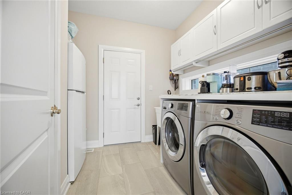 127 Monarch Woods Drive Property Photo 35