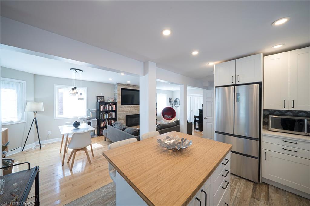 32 Elmwood Avenue Property Photo 9