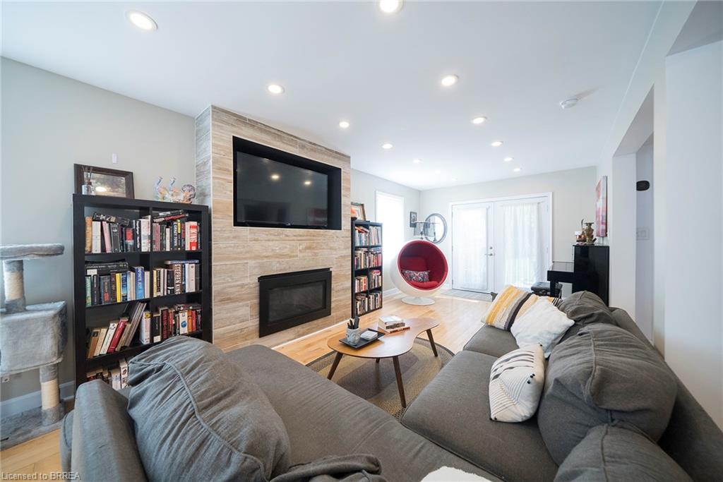 32 Elmwood Avenue Property Photo 10