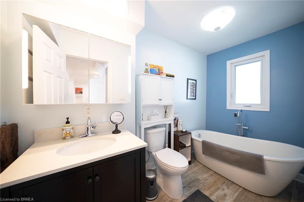 32 Elmwood Avenue Property Photo 15