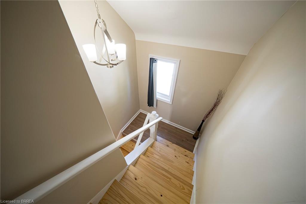 32 Elmwood Avenue Property Photo 16