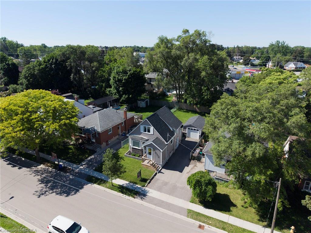 32 Elmwood Avenue Property Photo 37