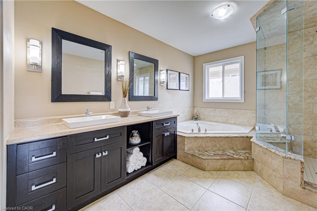 37 Davinci Boulevard Property Photo 23