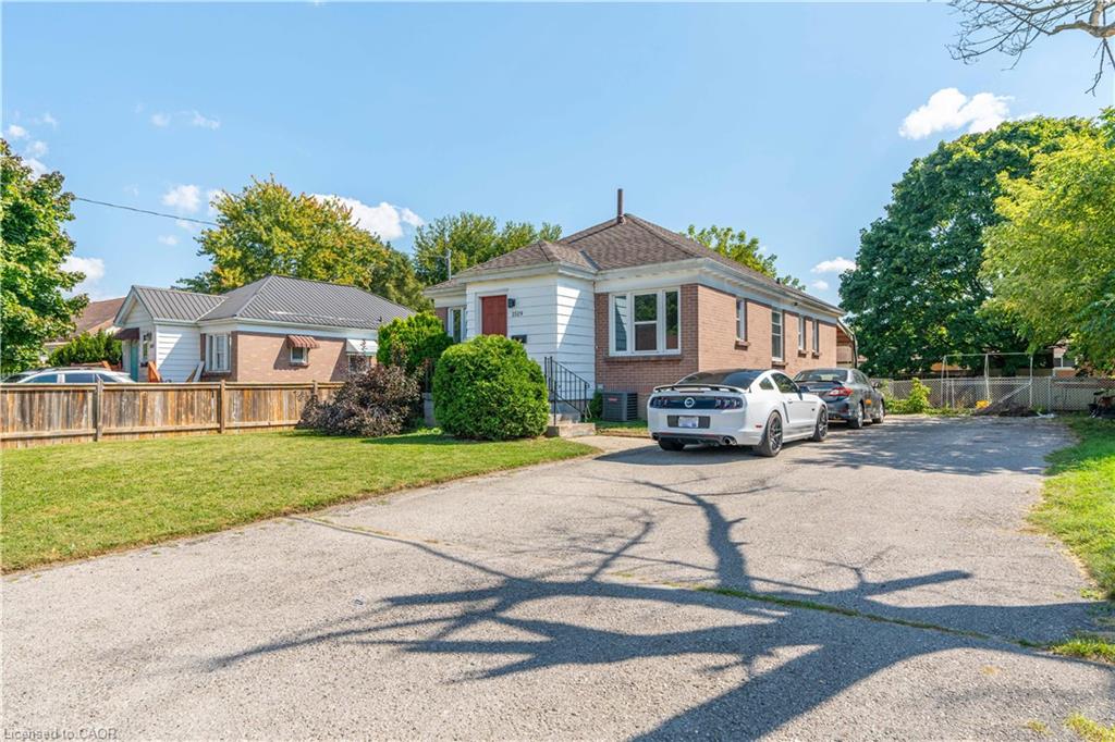 1519 Howland Avenue Property Photo 1