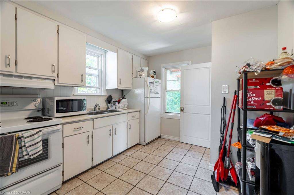 1519 Howland Avenue Property Photo 18